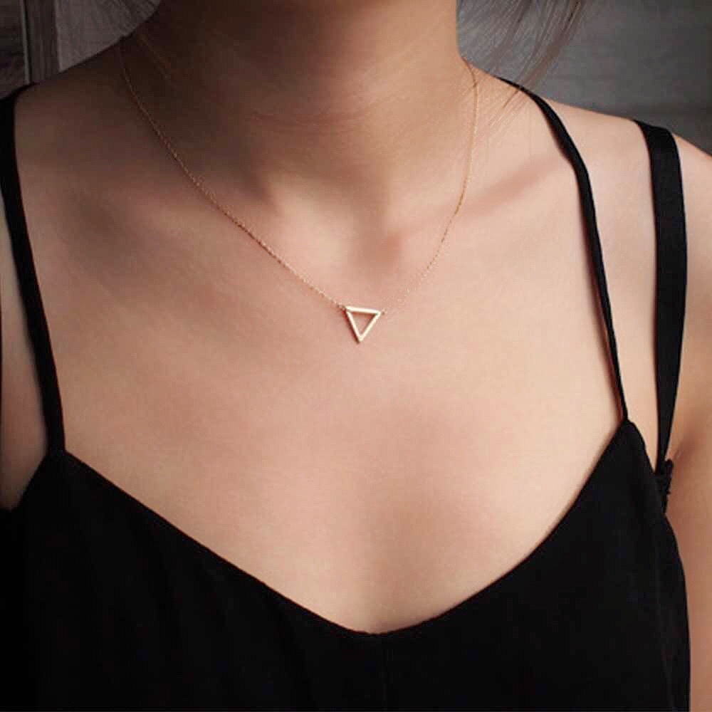 3 for $25⚡️simple triangle necklace